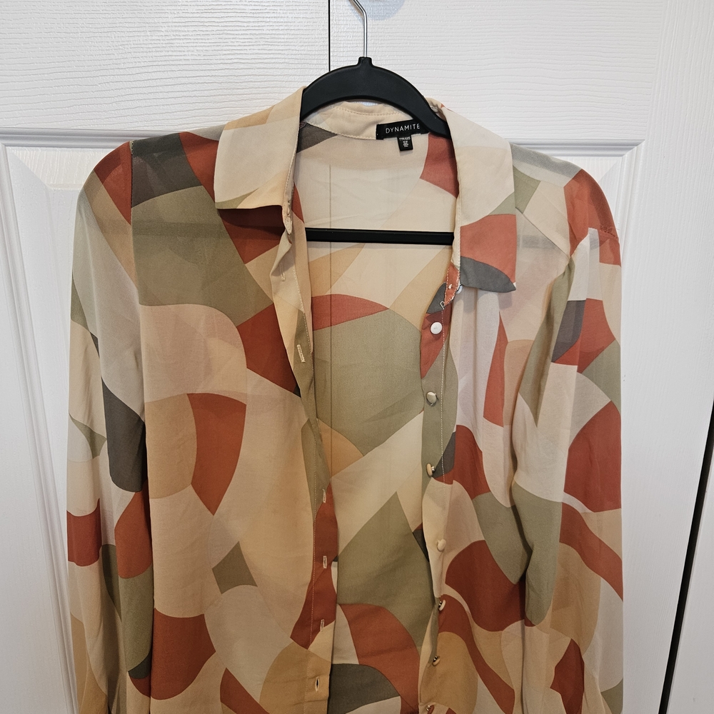 Dynamite Multicolor Geometric Blouse